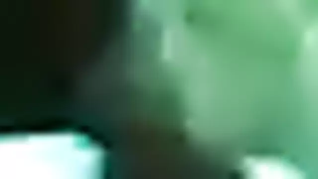 Doymak bilmeyen Özbek kızın videosunu kaydettim.